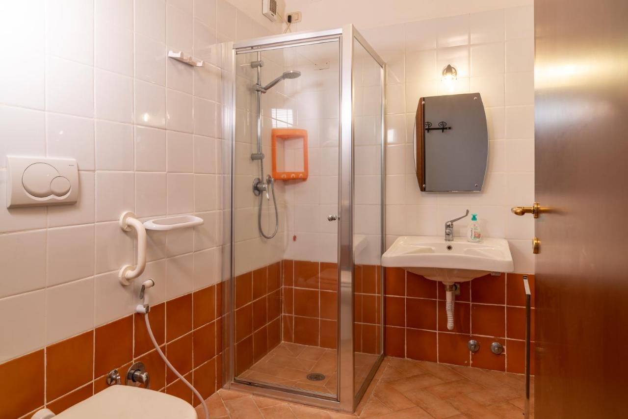 Farm stay Al Girasole San Donato (Tuscany)